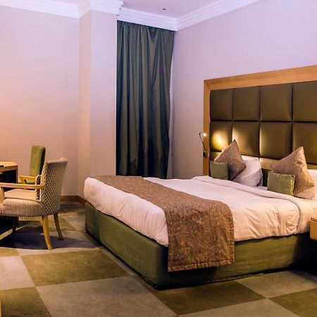 Halo Hotel Дубай Экстерьер фото