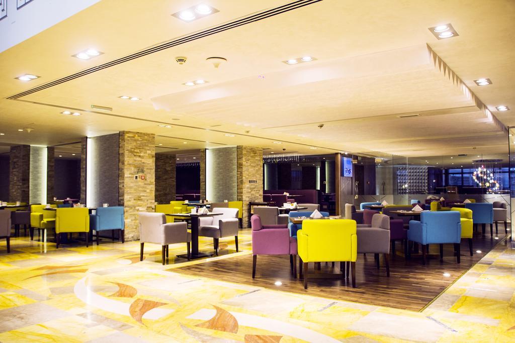Halo Hotel Дубай Экстерьер фото