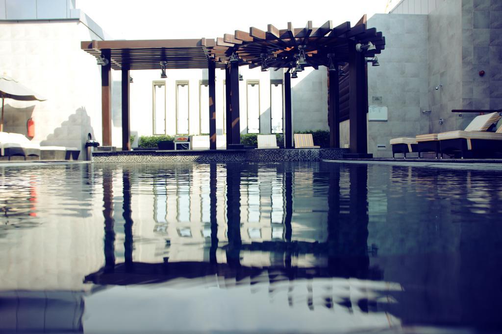 Halo Hotel Дубай Экстерьер фото