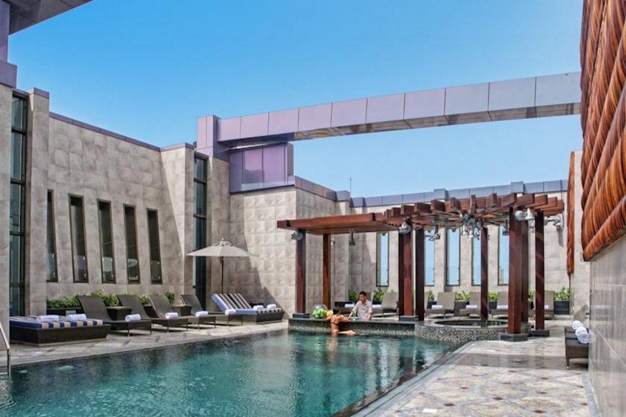Halo Hotel Дубай Экстерьер фото