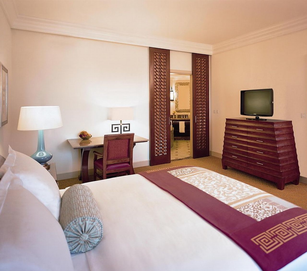 Halo Hotel Дубай Экстерьер фото