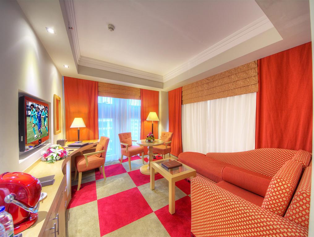 Halo Hotel Дубай Экстерьер фото