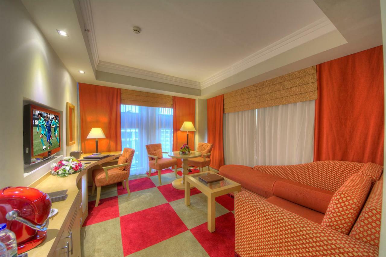 Halo Hotel Дубай Экстерьер фото
