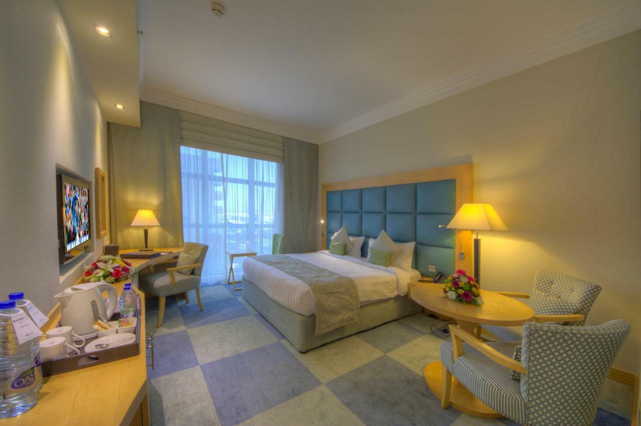 Halo Hotel Дубай Экстерьер фото