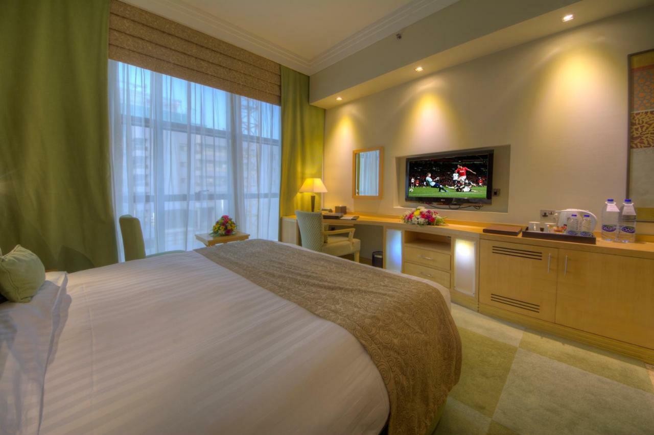 Halo Hotel Дубай Экстерьер фото