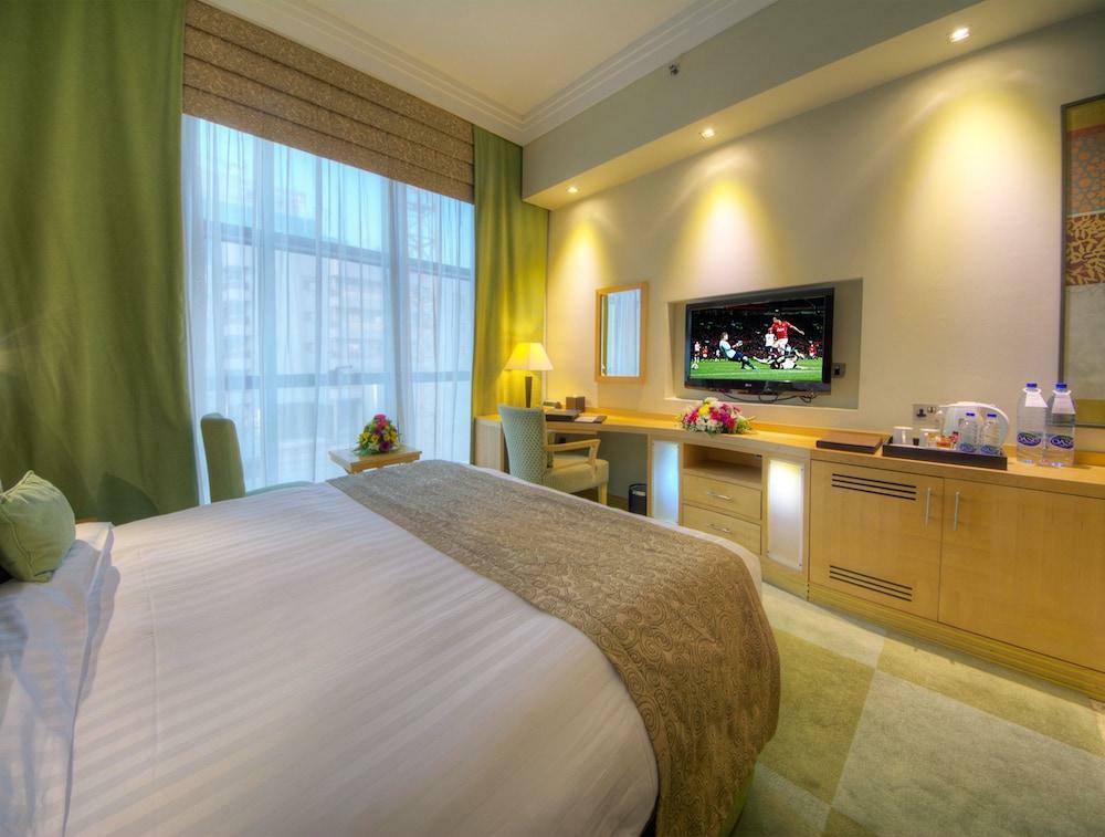 Halo Hotel Дубай Экстерьер фото